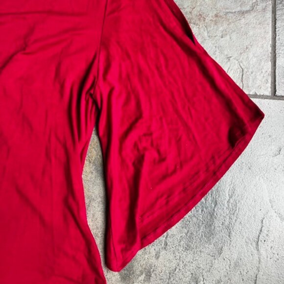 Bebe Red Bell Sleeve Wrap Blouse Top Size S Soft Buttery Cold Shoulder Boho Chic - Picture 6 of 7